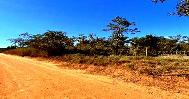 Amplo Imóvel Urbano em Cuiabá/MT com 44.710m²