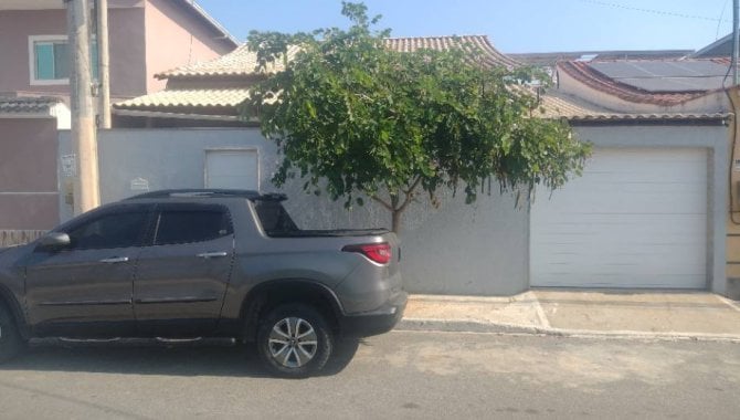 Casa com 2 quartos em Queimados, RJ