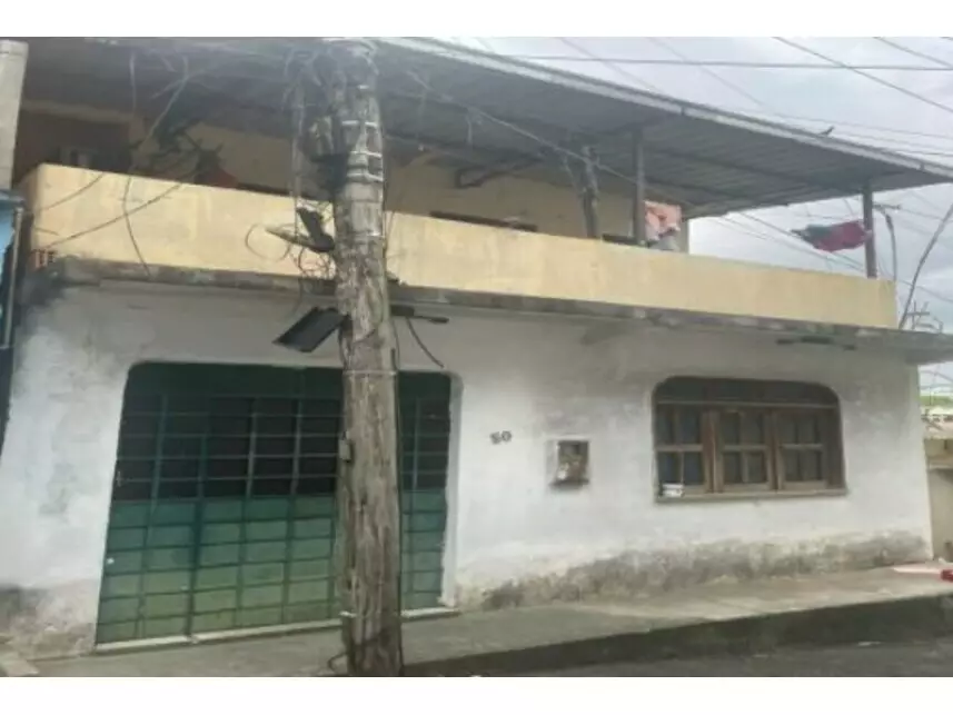 Casa em Leilão com 2 Quartos e 1 Banheiro