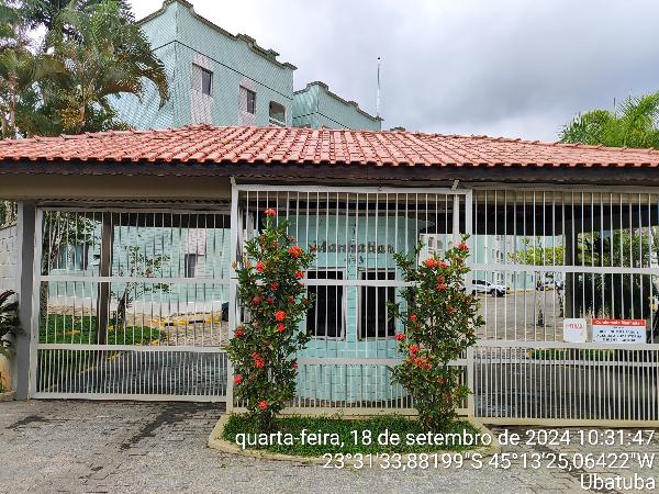 Apartamento com 2 Quartos e 1 Vaga em Ubatuba