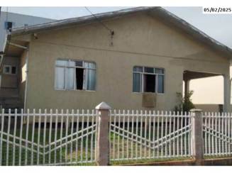 Casa c/ 180m² - Terreno c/ 494,20m² - Dois Vizinhos/PR