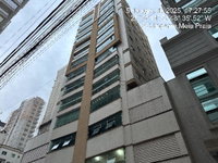Apartamento com 4 quartos e 4 vagas em Meia Praia