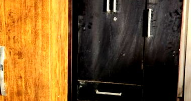 Lote 037 - Roupeiros Usados em Arcoverde-PE