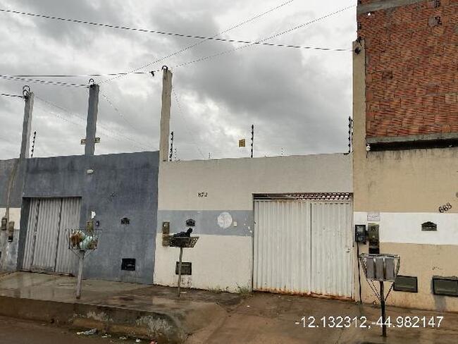 Casa com 2 quartos, 1 banheiro, vaga de garagem e 53,05m² privativos