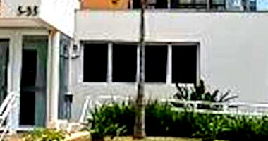 Apartamento padrão com 2 vagas e 89m² construídos, ocupado