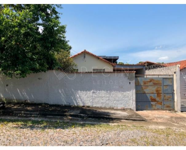 Casa 1210 com 36m² Construída - Ocupada