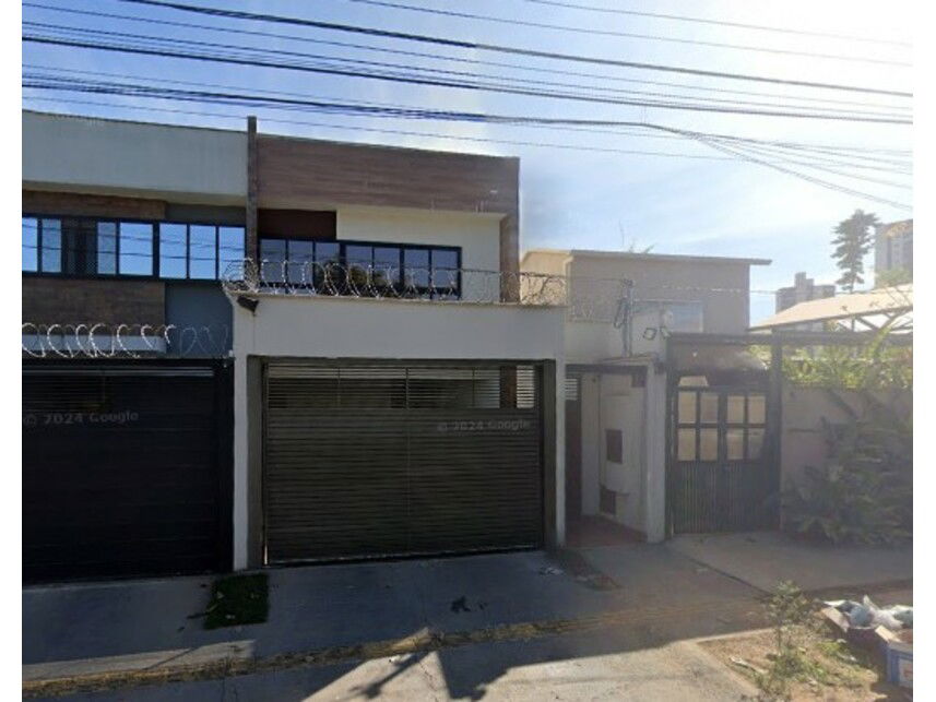 Casa Sobrado em Condomínio com 225,18m² - Nova Suiça