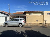 Casa com 3 quartos e 2 banheiros, 50m²