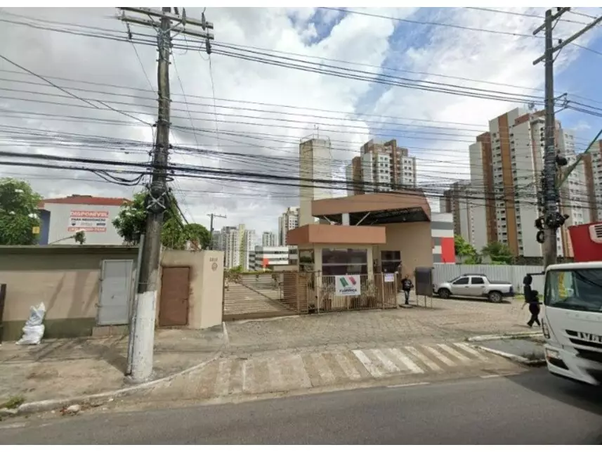 Apartamento em Leilão com 1 Vaga de Garagem