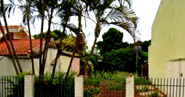 Terreno com 600m² e Casa com 300m² em Maringá/PR