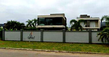 Terreno no Condomínio Dubai Resort com 816,66m²