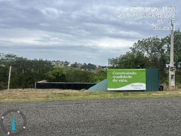 Terreno de 450m² em Pardinho/SP
