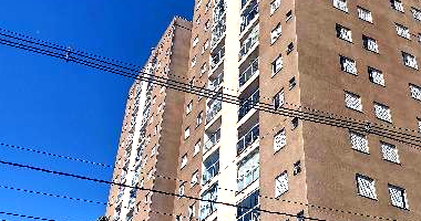 Apartamento com 2 quartos em Carapicuíba