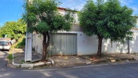 Casa com 2 quartos e 2 banheiros em Barreiras/BA