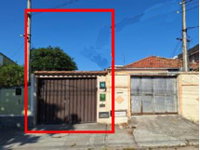 Casa ocupada com 97,60 m² de área construída