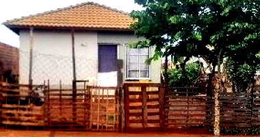 Casa 2 quartos com área de 45,47m² e terreno de 200m²