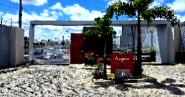 Casa com 42m² em Feira de Santana/BA - Santo Antonio dos Prazeres