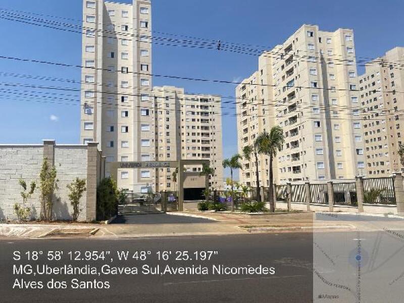 Apartamento com 2 quartos, 2 banheiros e 1 vaga de garagem