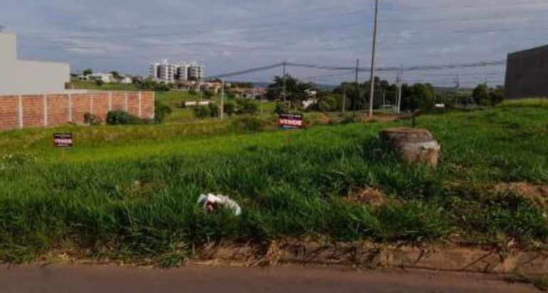 Terreno 277m² em Umuarama-PR com excelente localização