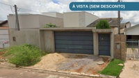 Casa Ocupada com 240m² de Área Construída no Jardim América