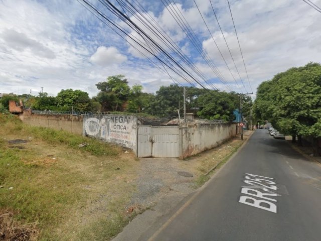 Lote de terreno de 436m² no Centro de Montes Claros/MG