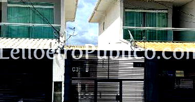 Casa com 2 quartos, 2 banheiros, 2 vagas e 76,5m² construída