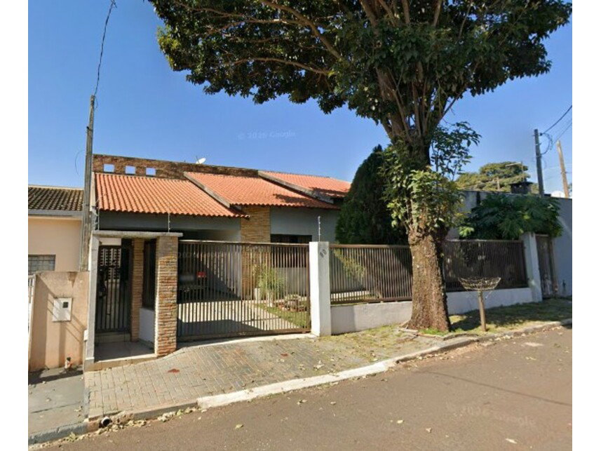 Casa com 3 quartos, 175m², ocupada, ideal para investimento