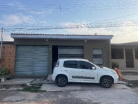 Casa com 2 quartos, 1 banheiro, 1 vaga e 61m² construída