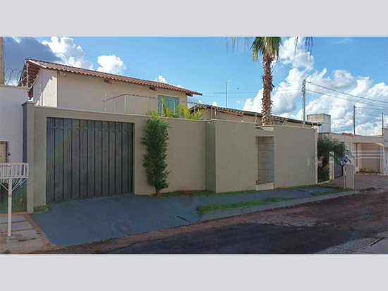 Casa com 3 quartos, 239,42 m², 1 vaga de garagem