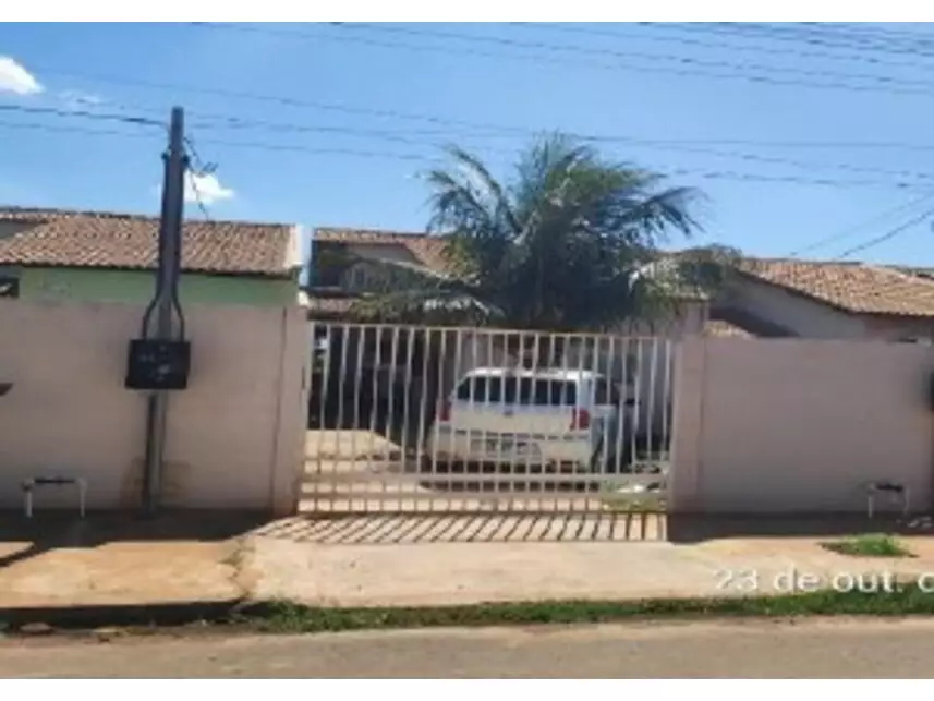 Casa em Leilão com 73,45m² Construída em Várzea Grande/MT