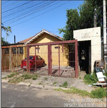 Casa aconchegante com 2 quartos, 1 banheiro e 51m² construída
