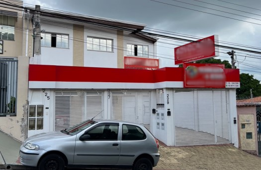 Imóvel Comercial com 378,81 m² em Vila Progresso