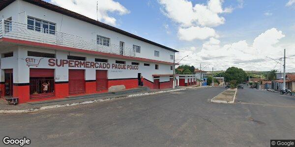 Casa com 4 Quartos e Terreno de 450m² em São Francisco/MG