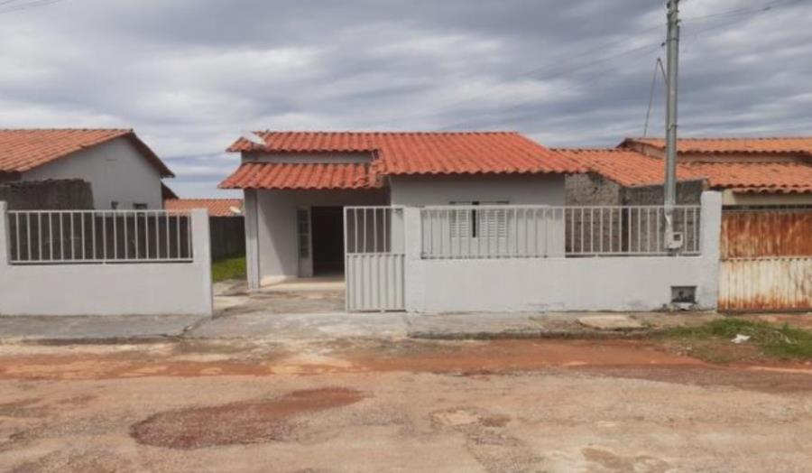 Casa em Águas Lindas de Goiás - Jardim América IV com 59m²