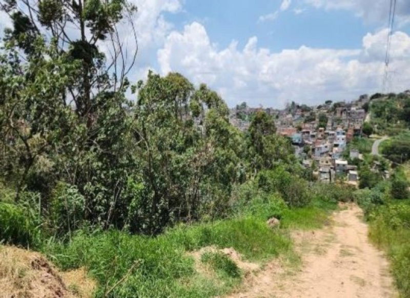 Terreno Lote B1 em Fazenda Belém e Cachoeira - 8.516m²