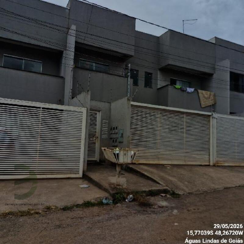 Apartamento 2 Quartos com Varanda em Águas Lindas de Goiás