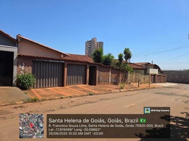 Terreno com Construção Residencial em Santa Helena de Goiás