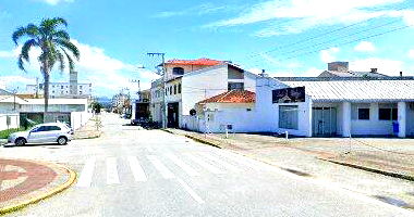 Apartamento com 2 quartos e 1 vaga em Palhoça/SC