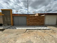 Casa com 3 quartos em Piancó/PB