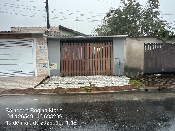 Casa com 82,25m² de área privativa em Mongaguá/SP