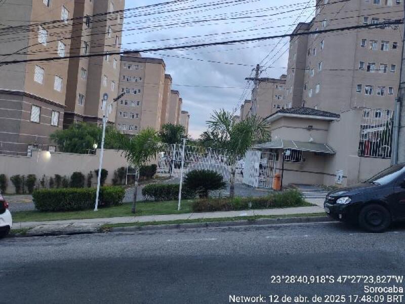 Apartamento com 2 quartos, 1 banheiro e 1 vaga