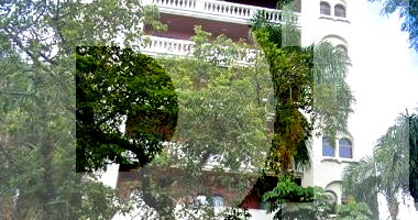 Apartamento de luxo com 4 suítes e 7 vagas