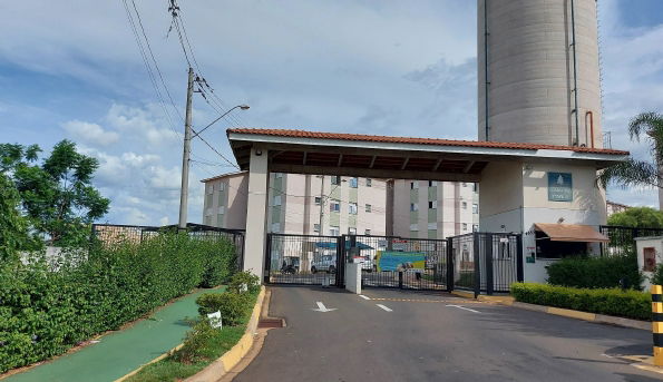 Apartamento com 2 quartos, 1 banheiro e 51,15m² construídos, desocupado