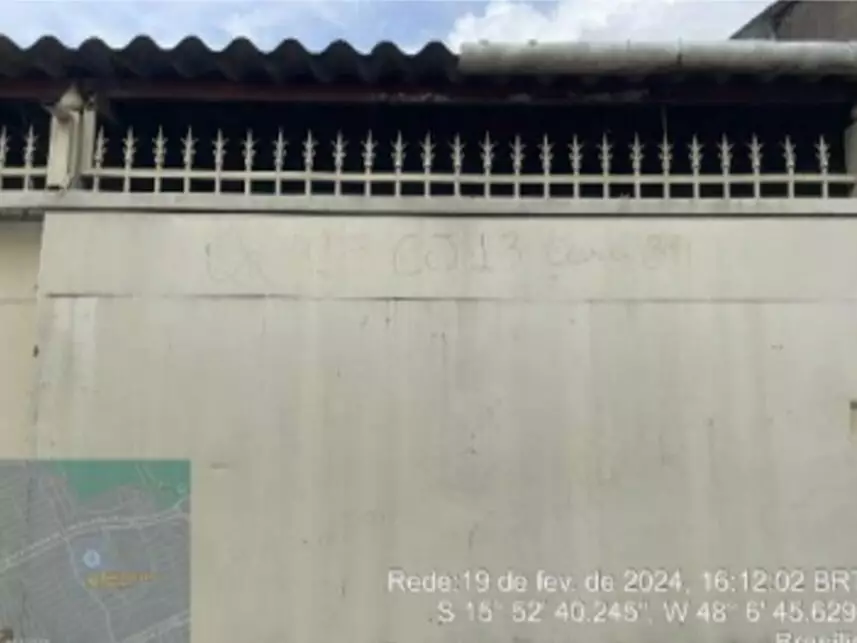 Casa ocupada com 3 quartos e 2 banheiros em Samambaia