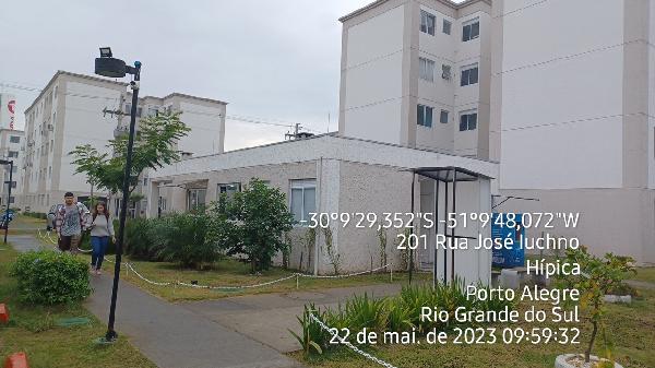 Apartamento com 2 Quartos e 1 Vaga na Garagem em Porto Alegre