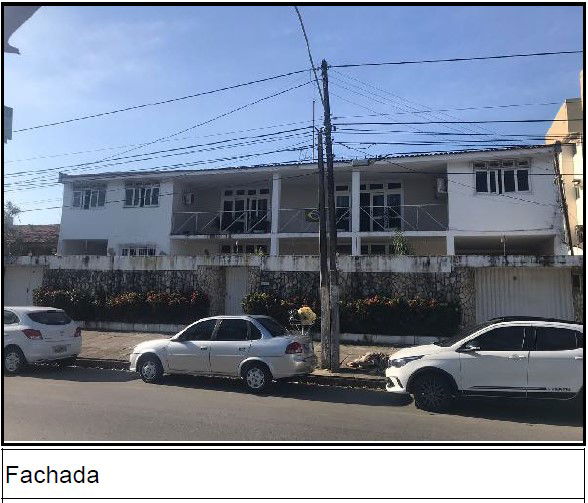 Casa 652,65m², 8 dormitórios, 8 banheiros e 5 terraços