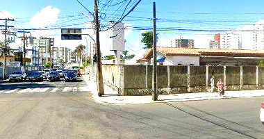 Apartamento com 2 quartos, 2 banheiros e 112,71m²