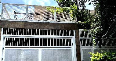 Casa com 4 quartos, 3 banheiros, 2 vagas e 282 m² construída