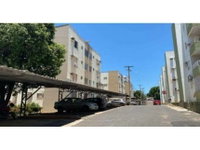 Apartamento com 71m² e varanda, perfeito para moradia