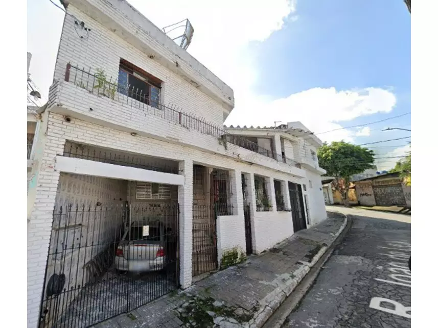 Residencial / Comercial com 5 Casas e Salão - Jardim Cotinha